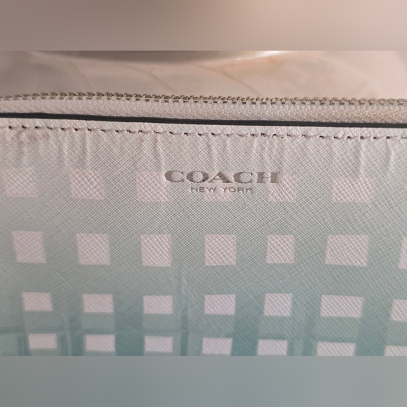 Coach Gingham Saffiano L-Zip Small Wristlet With COA - Picture 10 of 12